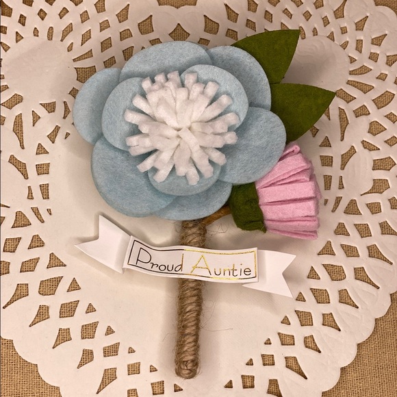 Baby Shower Felt Flower Corsages SET OF 4 Boutonnieres Keepsake Sprinkle Reveal - Picture 10 of 16